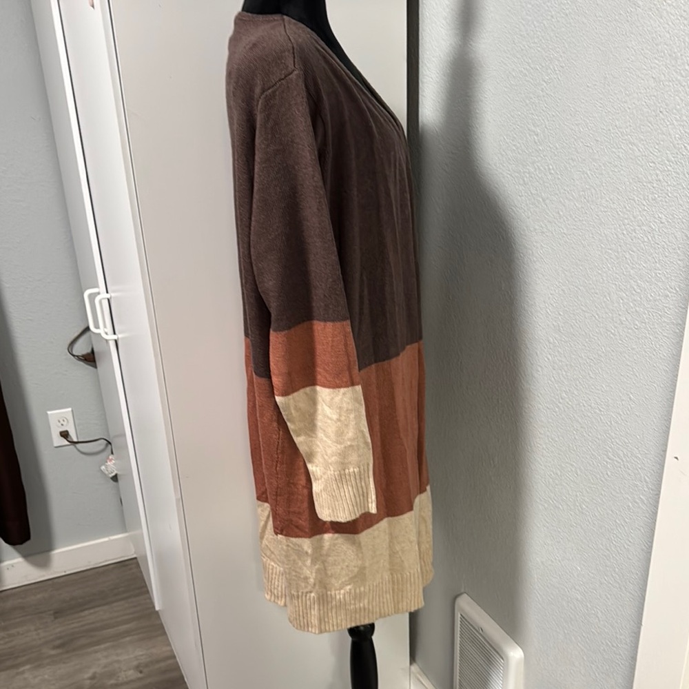 Doe & Rae Multicolor Block Cardigan - Picture 3 of 5